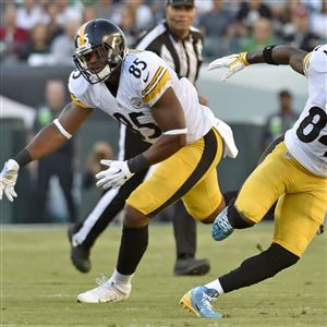 Steelers backup center Cody Wallace toes the line