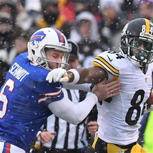 Source: Steelers close to deal for Antonio Brown; three teams 'still alive'  in process