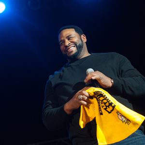 NFL Hall of Famer Jerome Bettis seeks $66M in a discrimination lawsuit  against EQT Corp.