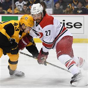 Pittsburgh Penguins' Kris Letang to undergo neck surgery