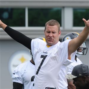 Super Bowl rings sparse in the Steelers locker room