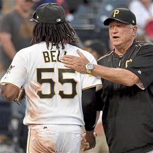 Report: Pirates sign manager Clint Hurdle to four-year extension