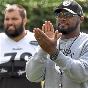 Steeler Who Stood for Anthem Now Has Best-Selling NFL Jersey - Bloomberg