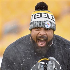 What you need to know about Alejandro Villanueva's tribute to