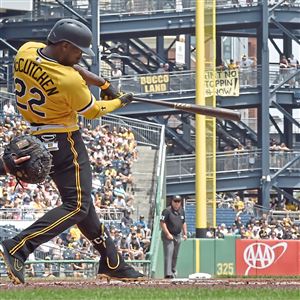 Los Angeles Dodgers Mailbag: Andrew McCutchen, Which Prospects Get