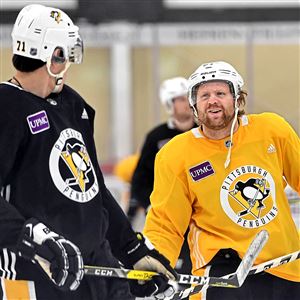 Phil Kessel Thriller Shirt Funny Ryan Reaves Thriller T-Shirt Penguins  Hockey T