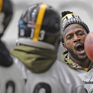 Steelers' Antonio Brown calls ex-teammate Ryan Clark an 'Uncle Tom'