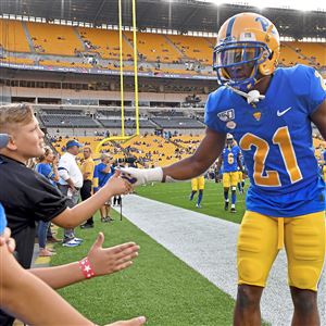 Pitt's Kenny Pickett confident he'll shine at NFL combine — hand