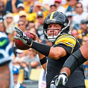 Happy Homecoming; Wisniewski thrilled to join Steelers