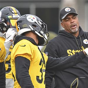 Pittsburgh Steelers defensive coordinator Teryl Austin has an out