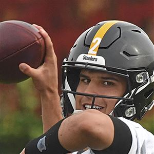 Steelers wake up after slow start vs. Dolphins; James Conner injured late