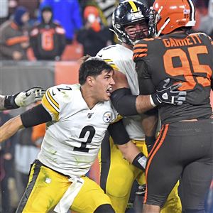 Duck Time: Hodges leads Steelers over winless Bengals 16-10