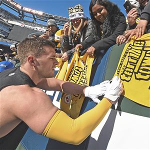 Get the latest BTSC/NFLPA gear with this T.J. Watt 'YINZ' T-Shirt - Behind  the Steel Curtain