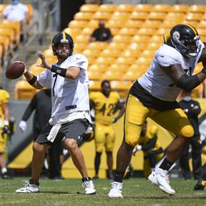 Steelers stand against racism before Giants game, put 'Antwon Rose Jr.' on  helmets for 2020 season