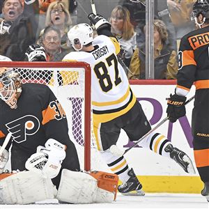 Finally healthy, Zach Aston-Reese carving out niche on important Penguins  line