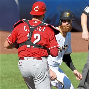 Josh Bell named Pirates' Roberto Clemente Award nominee