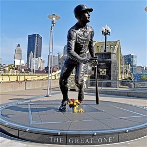 Roberto Clemente: Proud and resolute