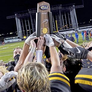 Jersey Shore football falls in PIAA Class AAAA championship to