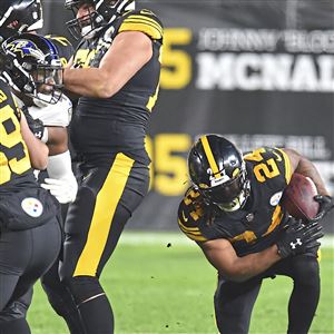 LB Bud Dupree's injury latest hurdle for unbeaten Steelers