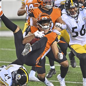 Reactions: Bengals' Bell forces Smith-Schuster fumble with big hit