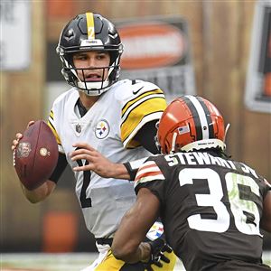 Browns hold on to edge Steelers, playoff rematch set for Sunday night at  Heinz Field