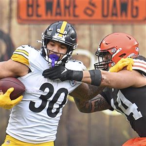 Paul Zeise: Josh Dobbs could give the Steelers run game a spark in the  playoffs