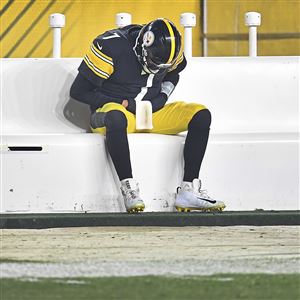 Early mistakes bury Steelers' playoff hopes in loss to Browns