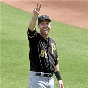 Big Ben & Neil Walker talk Steelers, Pirates, Roberto Clemente and