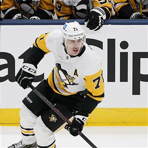 Lids Kris Letang Pittsburgh Penguins 35.75'' x 24.25'' Hanging Framed  Player Poster