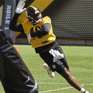 Skinny Post: Injuries on OL have opened doors for younger Steelers trying  to make roster