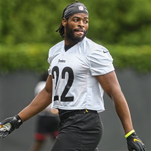 Steelers' Highsmith back in mix with NFL's top pass rush