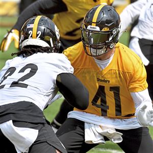 Dan Moore Jr. embracing physical mentality at Steelers training camp