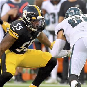 Pittsburgh Steelers quarterback Dwayne Haskins (3) passes against the  Detroit Lions during the second half of an NFL preseason football game,  Saturday, Aug. 21, 2021, in Pittsburgh. (AP Photo/Don Wright Stock Photo -  Alamy