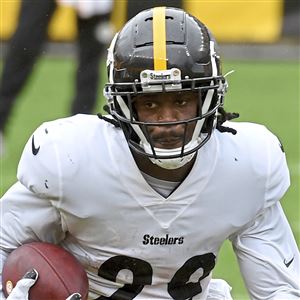 Steelers RB Najee Harris opting for no visor this season