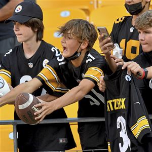 8/25/01- STEELERS VS LIONS-FIRST GAME EVER AT HEINZ FIELD GAMEDAY PROGRAM