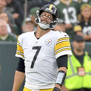 PFF grades: Steelers QBs trending toward improvement over Ben