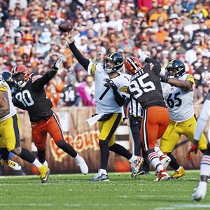 Roethlisberger, Steelers top Browns to stay in playoff mix - The Globe and  Mail