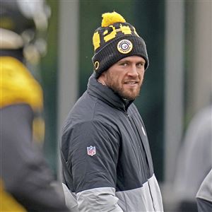 Just run the ball': Steelers rookies happy to put the offense on their  shoulders