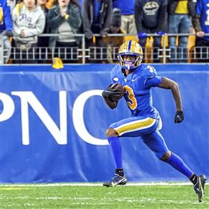 Pitt Quarterback Kenny Pickett will forgo Peach Bowl against