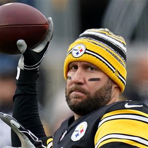 Steelers fans roiled by overturned catch call against Ravens