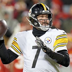 Steelers Quarterback Options No Longer Include Rodgers, Wilson