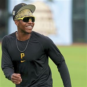 Pirates 3B Ke'Bryan Hayes on leaving opener after forearm spasm: 'No pain  anywhere