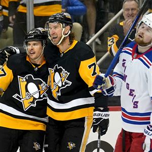 NHL playoffs: Penguins' Louis Domingue tops Rangers after OT entry