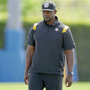 Gerry Dulac: Steelers turn to Brian Flores for Patriots intel