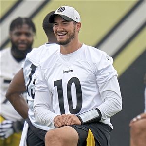 Steelers QB Mitch Trubisky and his wife welcome baby boy