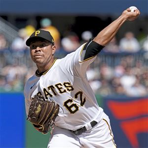Kent Tekulve on his unique pitching style, scouring , honoring  fallen Pirates and more