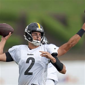 Late for Work 9/10: More Pundits Jump on Steelers Bandwagon