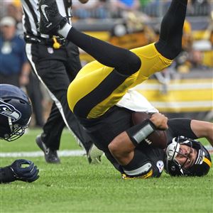 Gunner Olszewski is definitely the kind of guy to have his tongue out while  returning punts : r/steelers