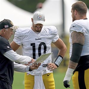 Steelers WR Gunner Olszewski offers Chase Claypool unique postgame  celebration