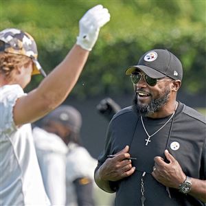 We Don't Expect Him To Duel And Beat Those Guys': Mike Tomlin Honest About Kenny  Pickett Vs Other AFC North QBs - Steelers Depot